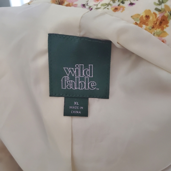 Floral Windbreaker - Picture 8 of 8